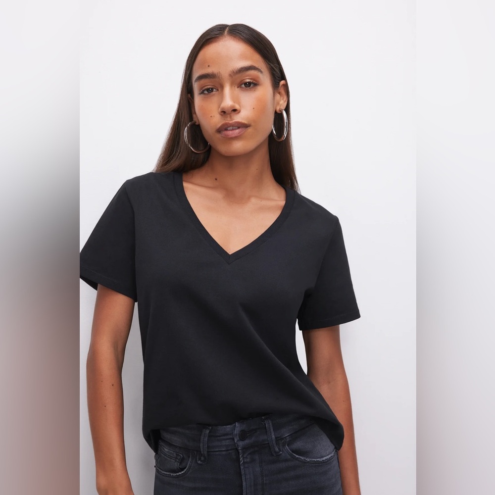 Good American Cotton Classic V-neck Tee